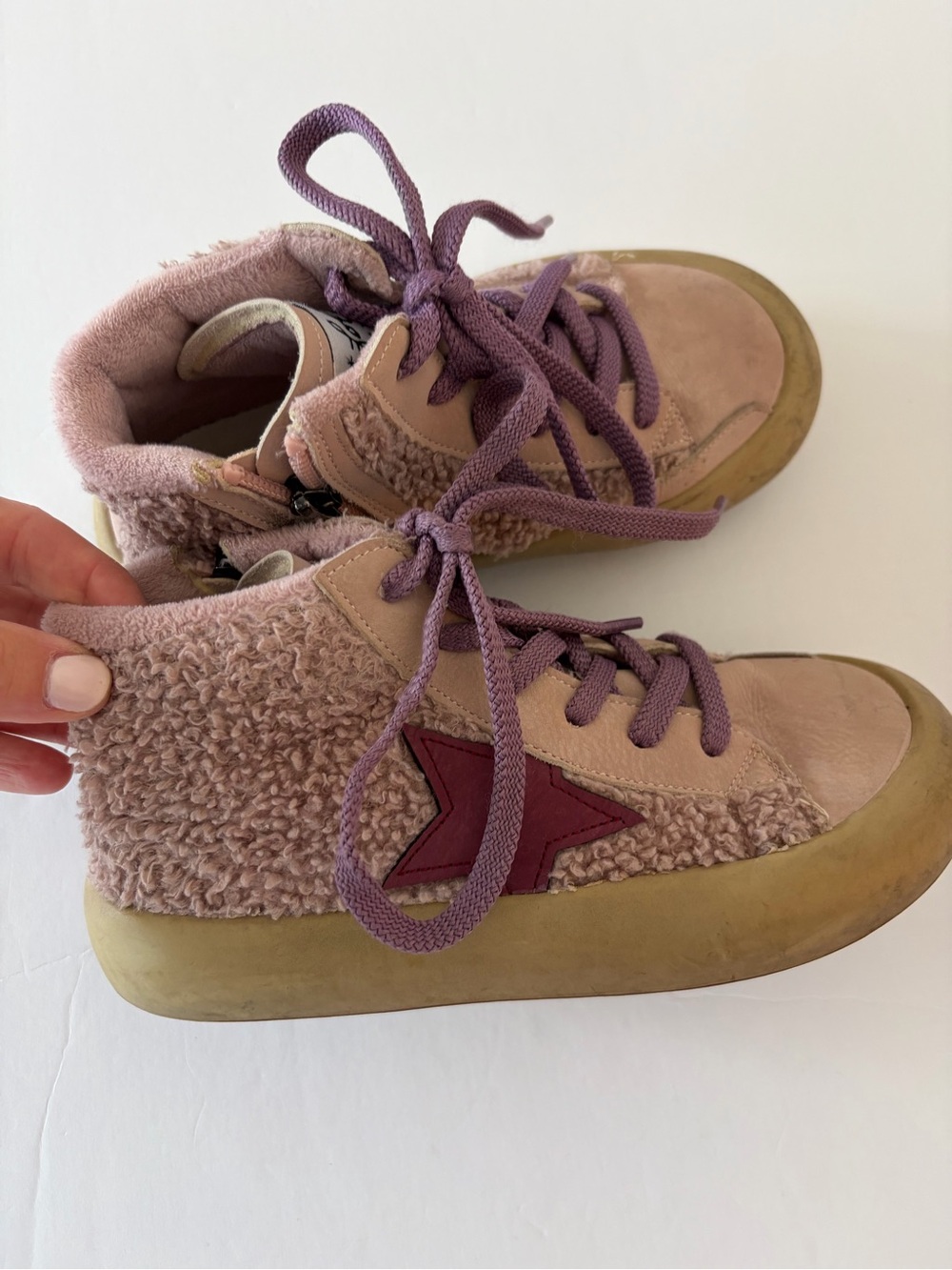 Lola And The Boys Purple Sherpa High Top Sneakers Size 13.5/1 US Girls